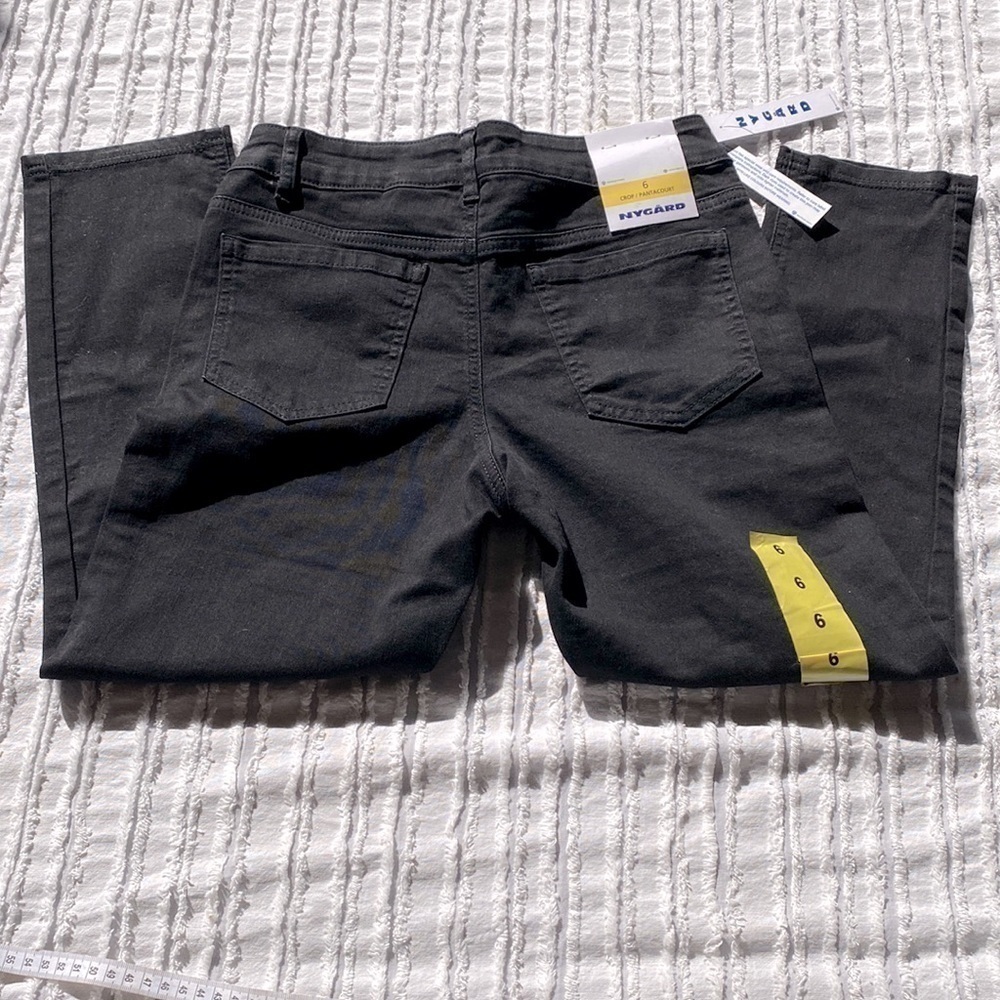 NWT Nygard size 6 crop black jeans stretch​​​​​​​​​​​​​​​​​​